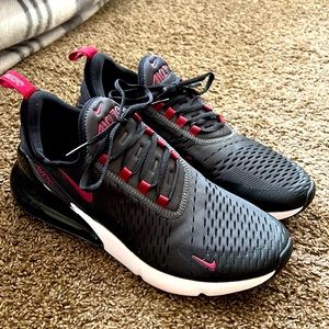 Nike Air 270, red and black